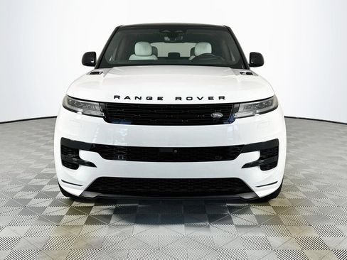 Certified 2025 Land Rover Range Rover Sport Dynamic SE AWD/4WD image 2