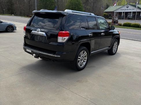Used 2011 Toyota 4Runner Limited image 7