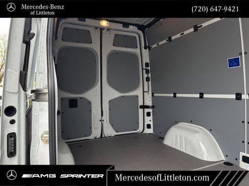 New 2025 Mercedes-Benz Sprinter 2500 image 25