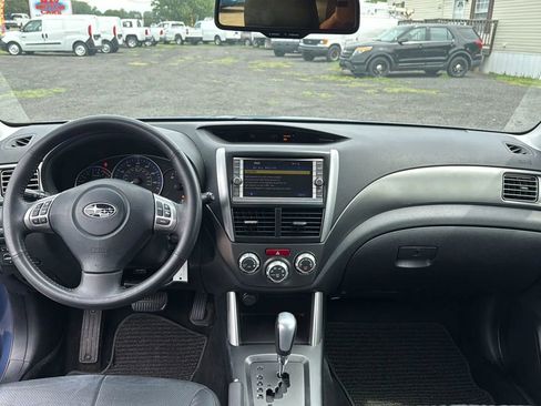 Used 2011 Subaru Forester 2.5X Limited AWD/4WD image 9