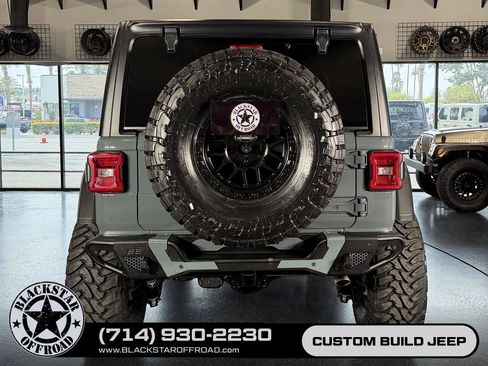 Used 2026 Jeep Wrangler Unlimited Rubicon AWD/4WD image 13