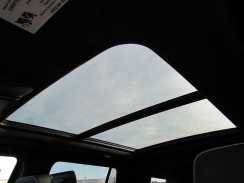 New 2026 GMC Yukon Elevation w/ Elevation Premium Package image 27