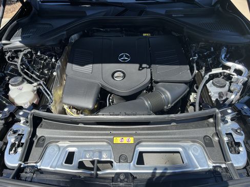 Certified 2026 Mercedes-Benz GLC 300 image 36