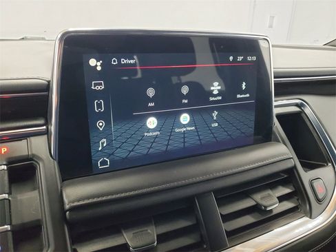 Used 2022 GMC Yukon XL SLE image 20