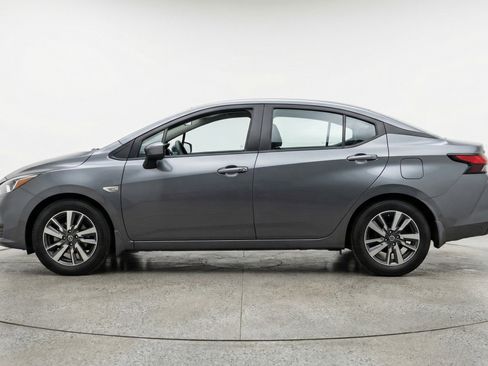Used 2025 Nissan Versa SV FWD image 5