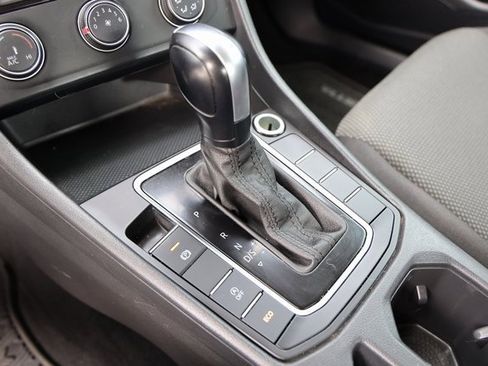 Used 2019 Volkswagen Jetta S w/ Driver Assistance Package image 20