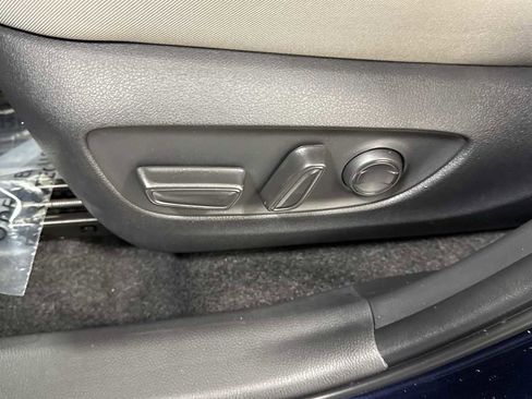 New 2025 Toyota RAV4 XLE image 14