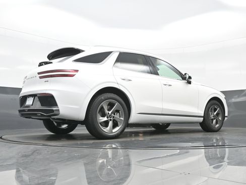 New 2026 Genesis GV70 2.5T image 17