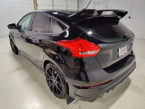 Used 2017 Ford Focus RS image 18