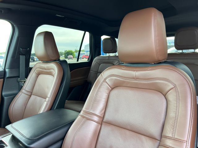 Used 2024 Lincoln Aviator Reserve w/ Equipment Group 201A AWD/4WD image 12