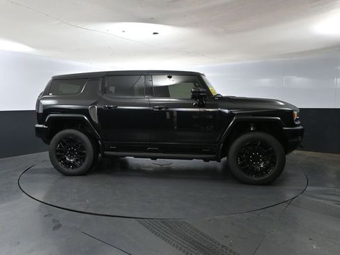 New 2025 GMC Hummer EV 2X w/ LPO, Dark Essentials Package image 4
