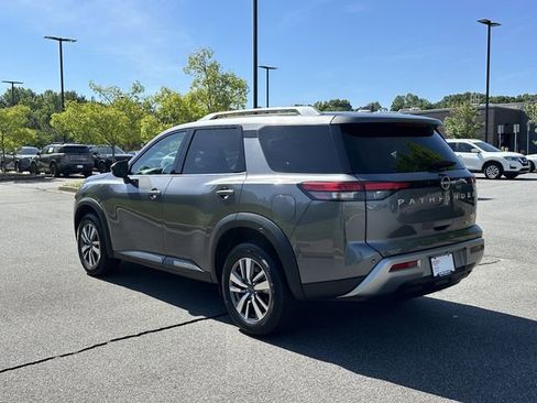 Certified 2025 Nissan Pathfinder SL AWD/4WD image 7