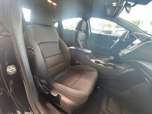 Used 2023 Chevrolet Malibu LT image 28