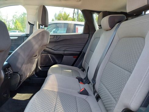 Used 2022 Ford Escape SE w/ Cold Weather Package AWD/4WD image 23