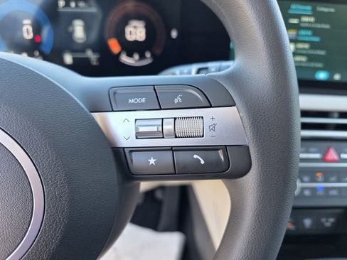 New 2026 Hyundai Tucson SE image 22