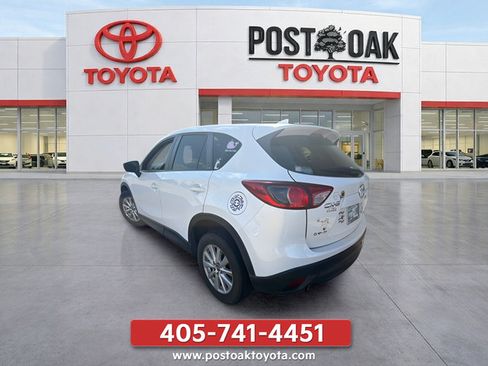 Used 2016 MAZDA CX-5 Touring FWD image 2