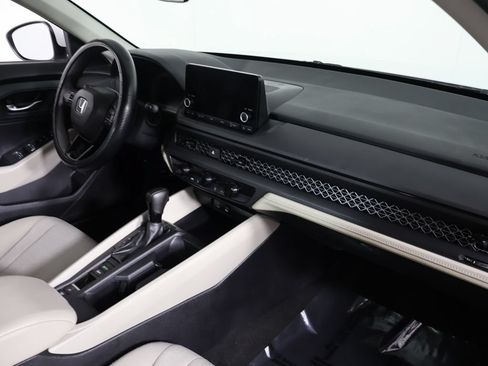 Used 2023 Honda Accord LX image 24