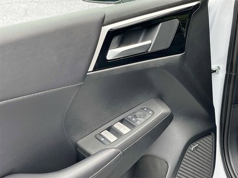 New 2025 Mitsubishi Outlander Trail Edition image 18