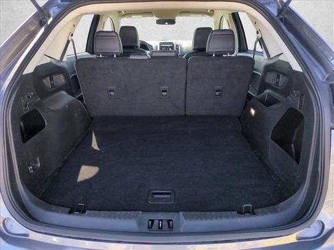 Used 2024 Ford Edge SEL image 6