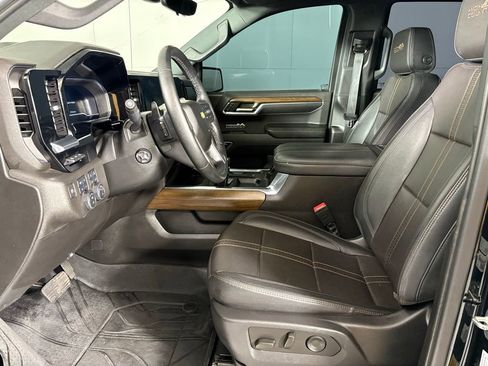 Used 2023 Chevrolet Silverado 1500 High Country w/ High Country Premium Package image 23