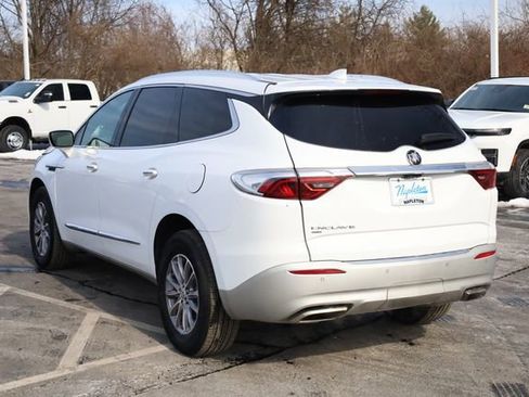 Used 2024 Buick Enclave Premium image 7