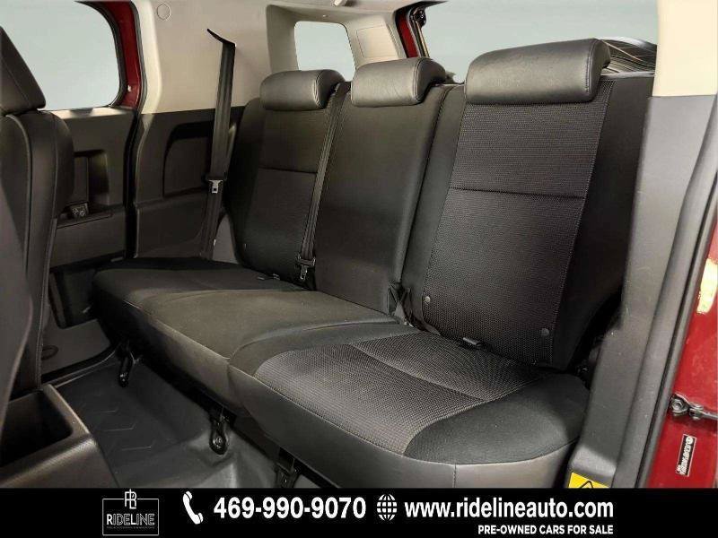Used 2010 Toyota FJ Cruiser 2WD w/ Convenience Pkg image 20