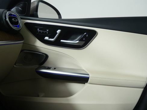 Used 2023 Mercedes-Benz C 300 Sedan image 24