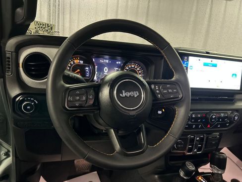 Used 2024 Jeep Wrangler Unlimited Sport AWD/4WD image 15