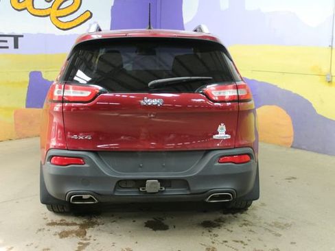 Used 2015 Jeep Cherokee Latitude w/ Cold Weather Group AWD/4WD image 7