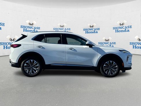 Used 2025 Buick Envision Preferred image 9