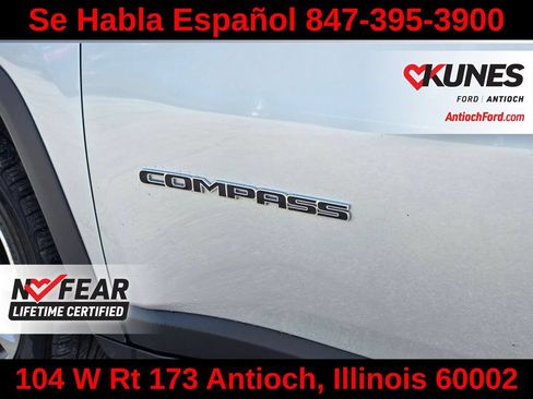 Used 2025 Jeep Compass Limited AWD/4WD image 17
