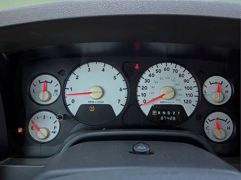 Used 2008 Dodge Ram 1500 Truck SLT RWD image 23
