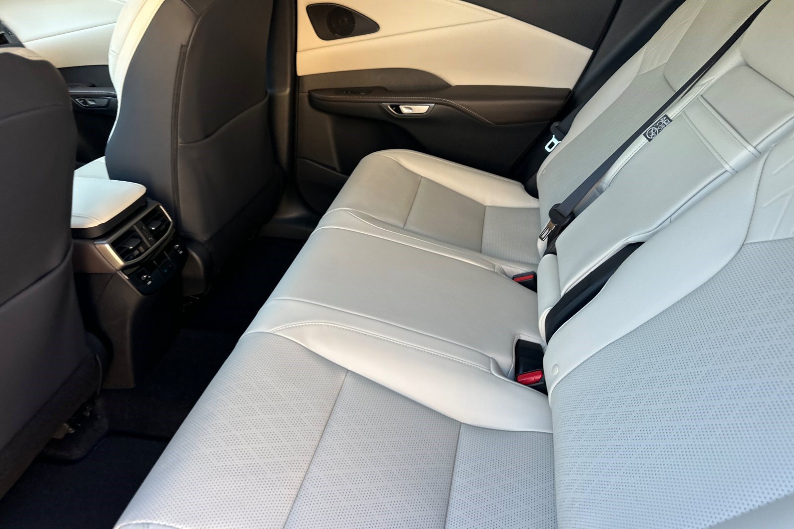 New 2026 Lexus RX 350 Premium Plus w/ Accessory Package (2T) FWD image 23