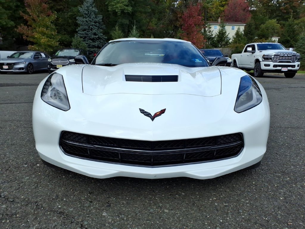 Used 2016 Chevrolet Corvette Stingray Coupe w/ Carbon Flash Badge Package RWD image 2