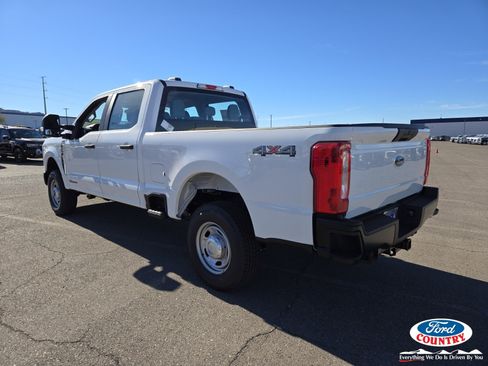 New 2026 Ford F250 XL image 3