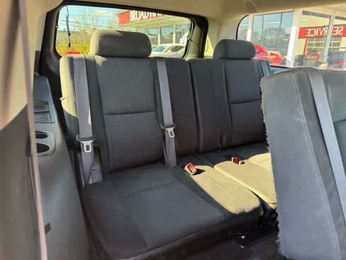 Used 2013 Chevrolet Suburban LS w/ Convenience Package 1 image 11