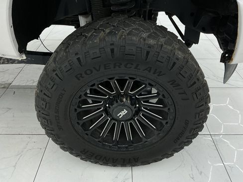 Used 2015 Ford F250 Platinum w/ FX4 Off-Road Package AWD/4WD image 45