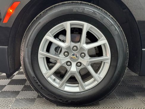 Used 2024 Chevrolet Equinox LT image 15