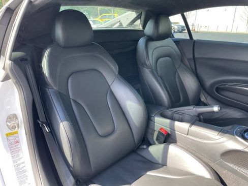 Used 2015 Audi R8 V10 w/ Full Leather Package AWD/4WD image 40