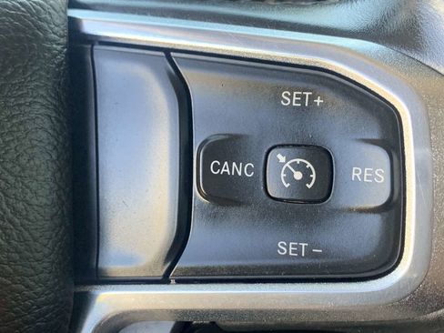 Used 2019 RAM 1500 Laramie image 24