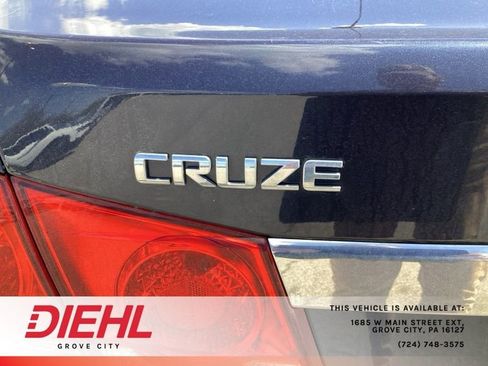 Used 2015 Chevrolet Cruze LT w/ Sun And Sound Package FWD image 10