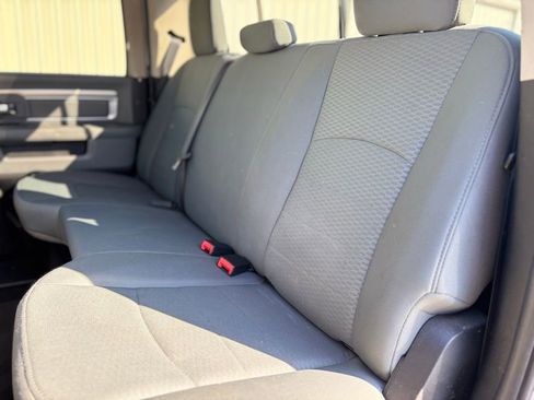 Used 2016 RAM 2500 SLT image 19