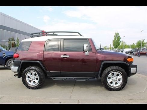 Used 2007 Toyota FJ Cruiser 4WD image 6