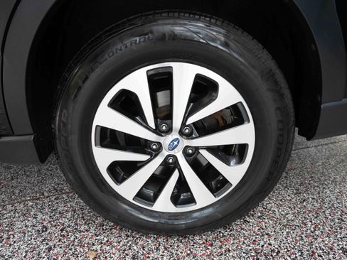 Used 2023 Subaru Outback Premium AWD/4WD image 30