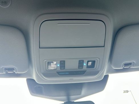 Used 2023 Ford Explorer XLT w/ Equipment Group 202A RWD image 37