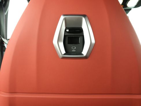 Used 2023 BMW XM AWD/4WD image 36