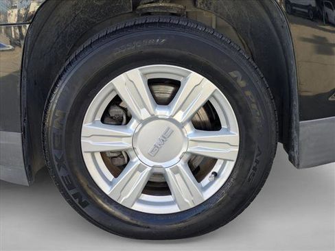 Used 2016 GMC Terrain SLE image 23