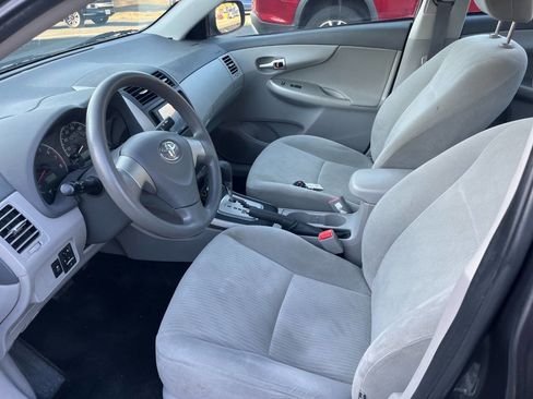 Used 2010 Toyota Corolla LE image 14