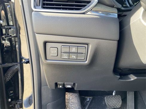 New 2025 MAZDA CX-5 Signature image 15