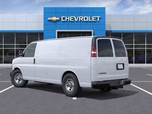 New 2025 Chevrolet Express 3500 RWD image 3